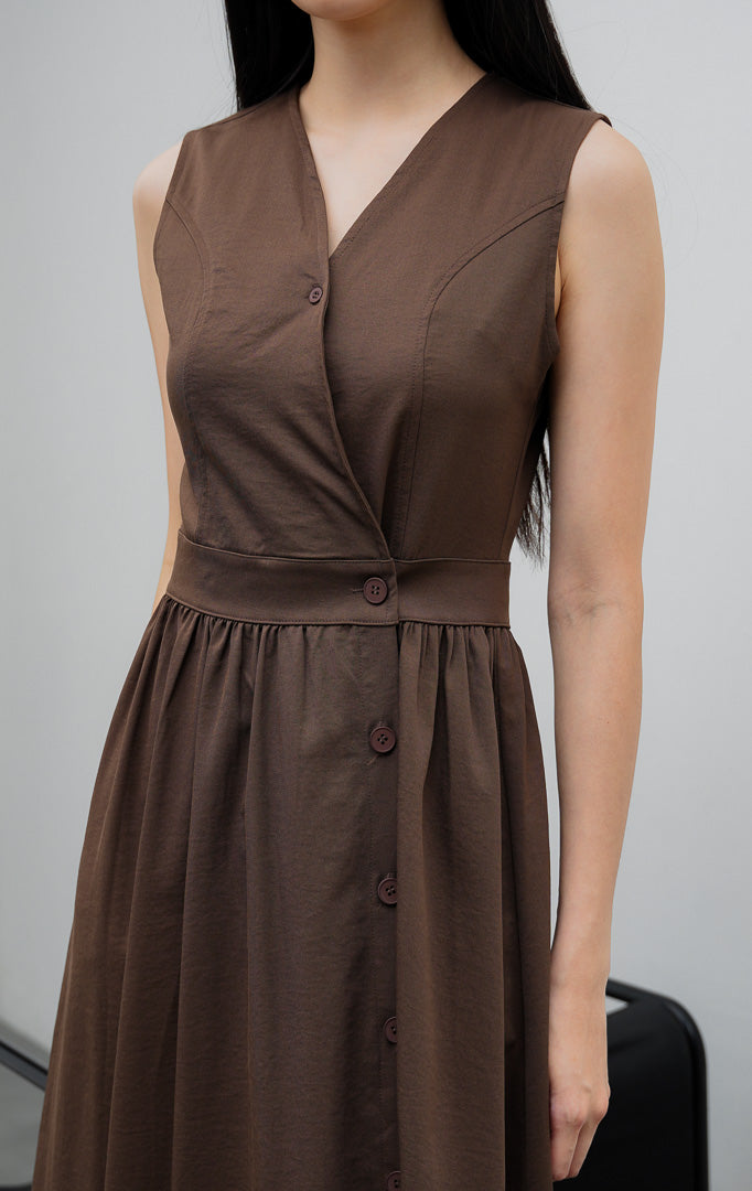 Monrow Dress Dark Brown detail view